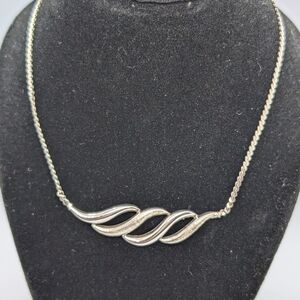 Beautiful 925 Silver Necklace